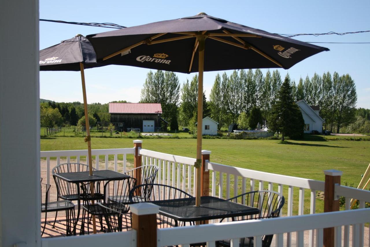 Auberge Presbytere Mont Lac-Vert Hébertville Esterno foto
